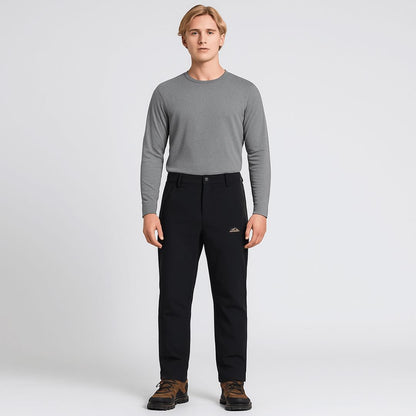 Thermal lining inside the men's ski trousers