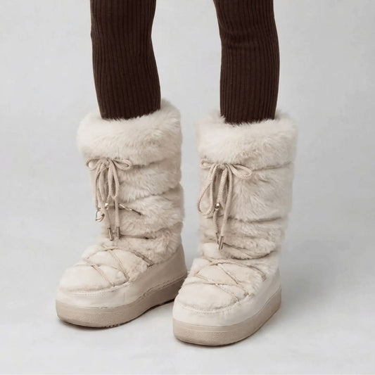 Women's fur lined snow boots, side view