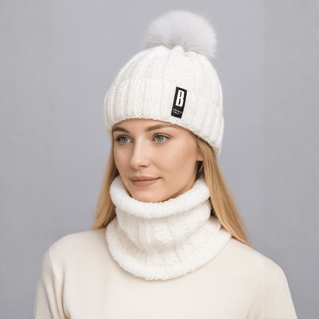 Women's fleece lined beanie and snood set