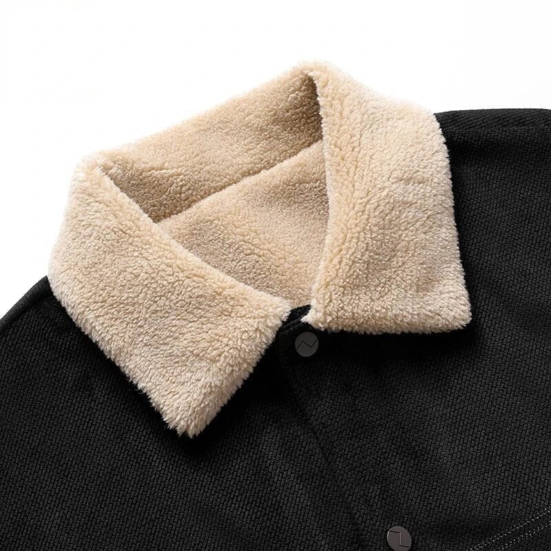 Close-up of the collar on the men's Amsterdam fleece lined jacket