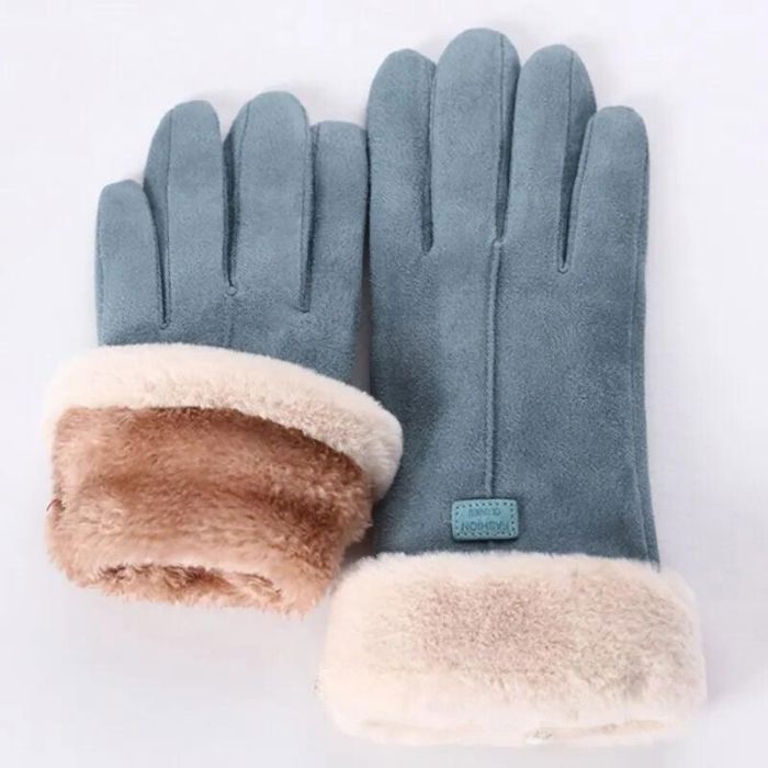 Measurements of the women's fleece lined touchscreen glove